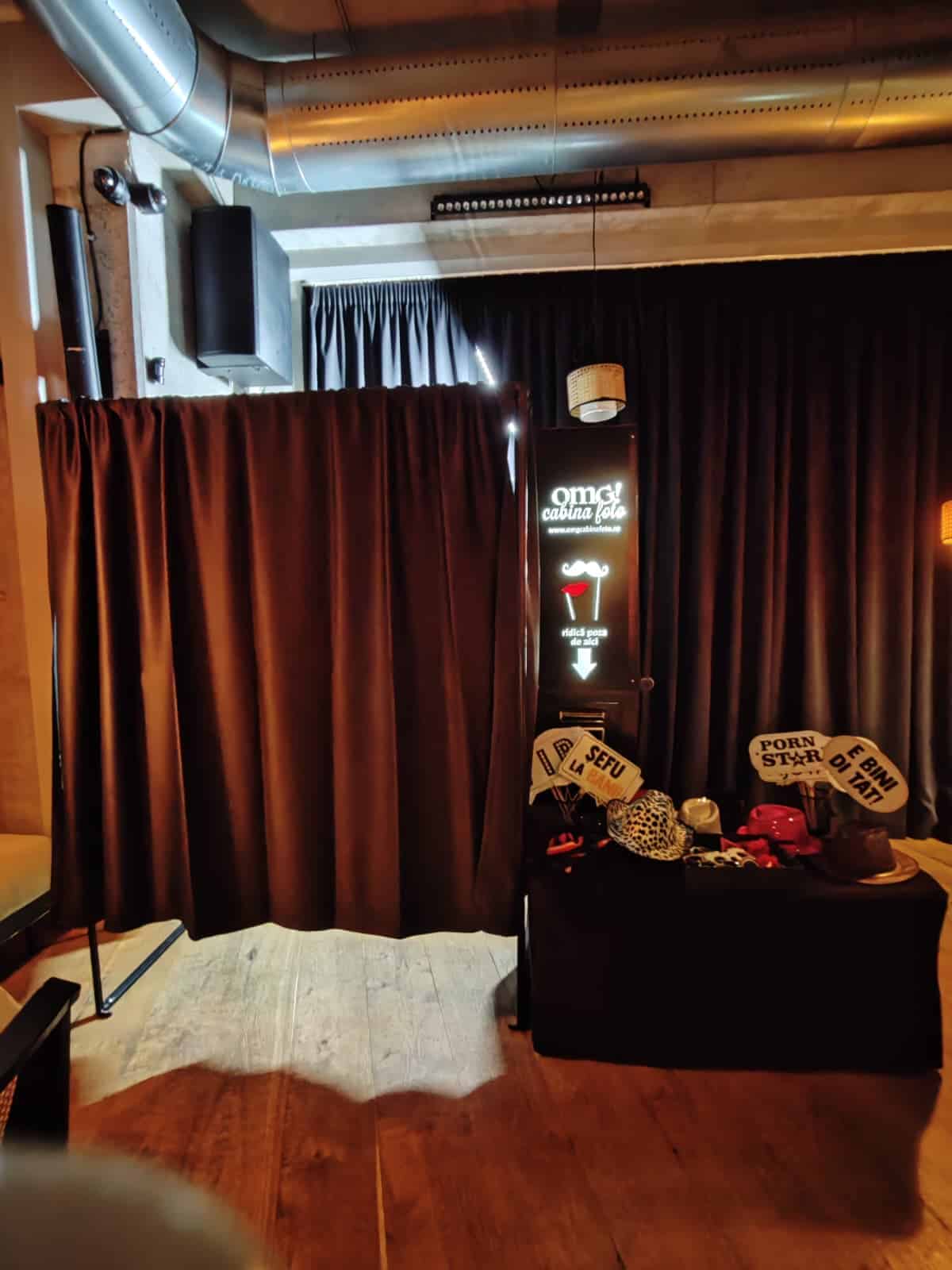 cabina închisă negru – Cabina Foto Închisă OMG